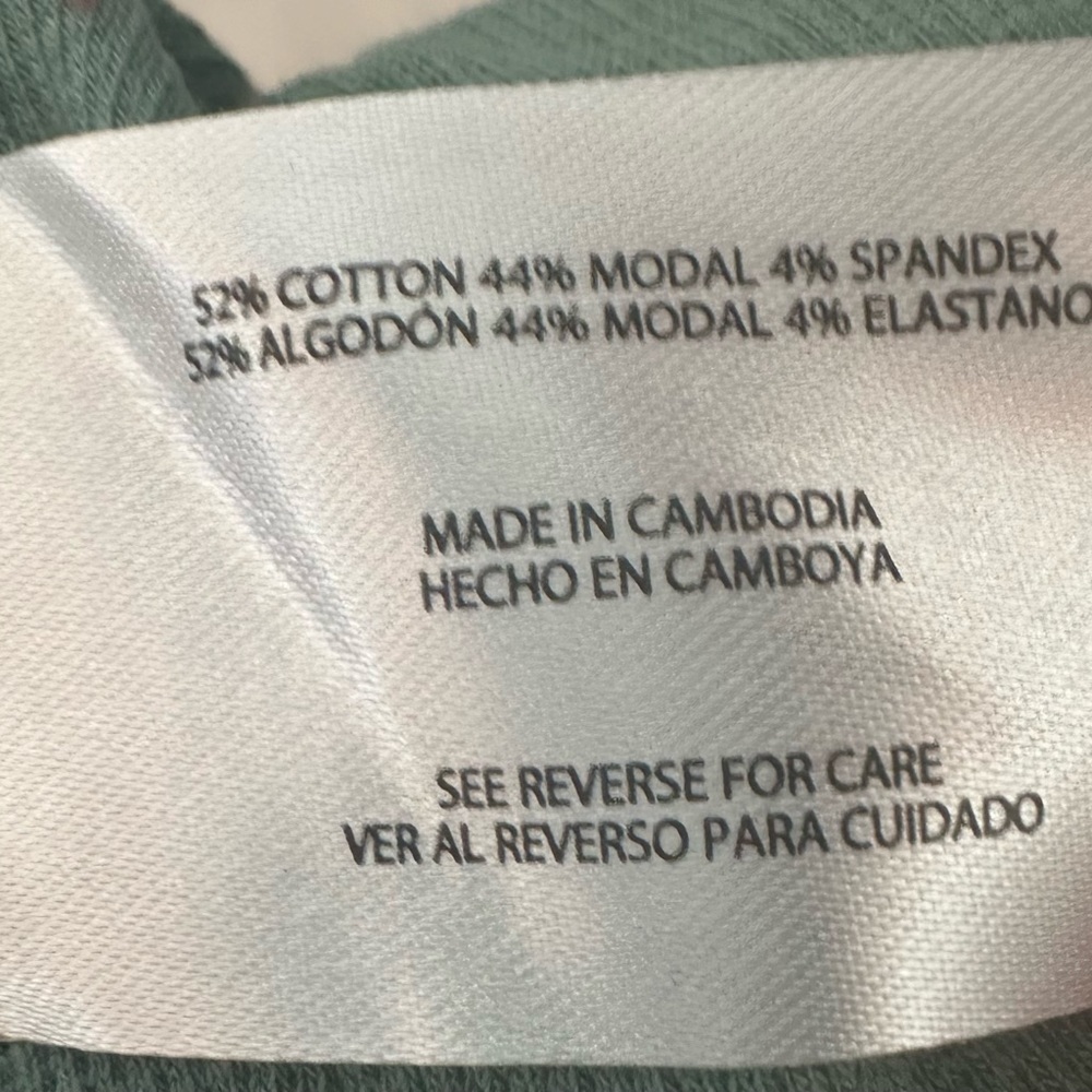 NWT Eddie Bauer Green Henley Top - Size Small - Picture 7 of 8